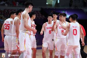 yl7703永利-媒体人：这支平民中国男篮的成绩已达预期 而且可以打个高分
